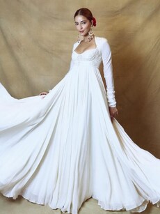 10 celeb-inspired anarkali styles you can dazzle in