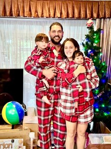 Yuvraj Singh and Hazel Keech’s happy pics with kids