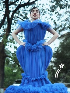 Whackiest outfits of Uorfi Javed