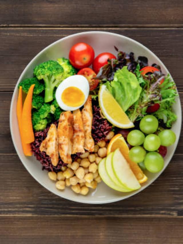 7 Essential Nutrients That Boost Brain Function