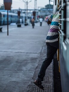 Festive Rush & 60-Day Rule: When to Book Train Tickets for 2025 Travel