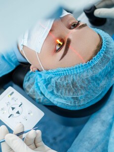 10 step guide to myopia and LASIK  eye surgery