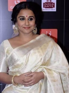 From Priyanka Chopra to Shruti Haasan: Bollywood actresses who sported Handloom sarees