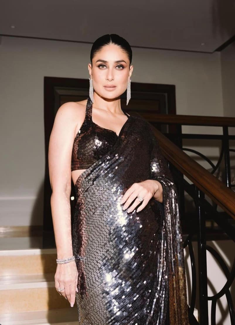 kareena kapoor sequin dress Kareena Kapoor looking stunning. Tight fitted green and gilleter worked Halter Dress