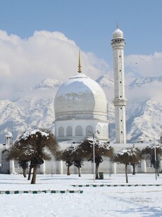 Top 10 Popular Mosques in India with Rich History