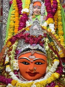 Top 9 Shakti Peeths to Visit During Navratri 2025