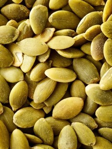 10 reasons why pumpkin seeds are the perfect snack