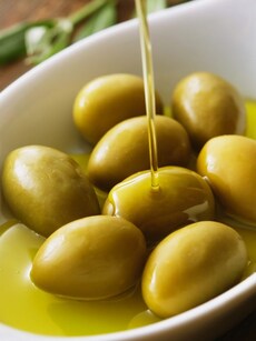 Can olive oil’s main fat increase your risk of obesity?