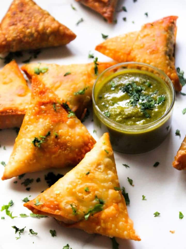 Diwali Made Easy: 10 quick snacks for festive guests