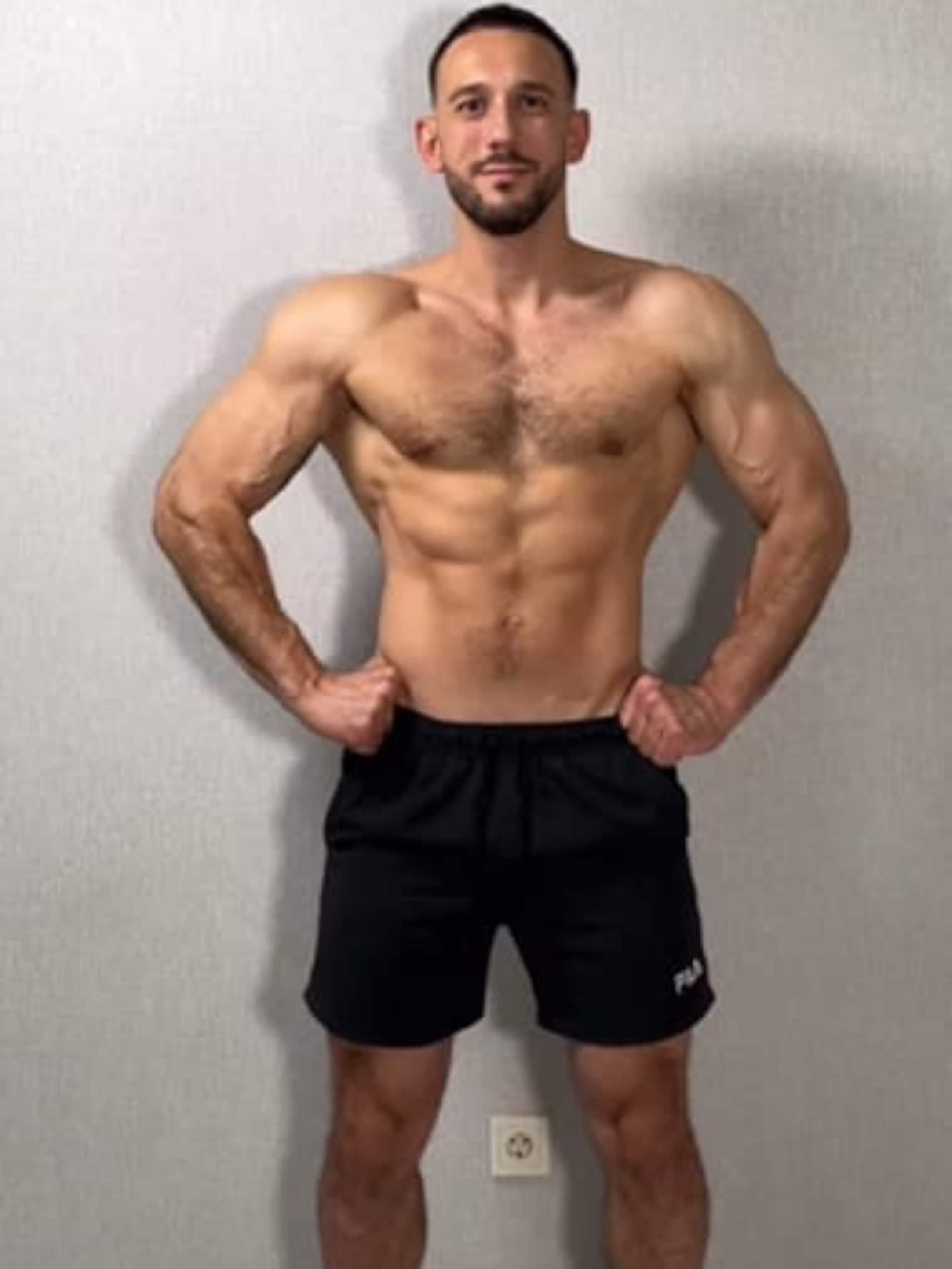 പേസ്ട്രിയും കേക്കും കഴിച്ചു മരിച്ച ഇൻഫ്ലുവൻസർ