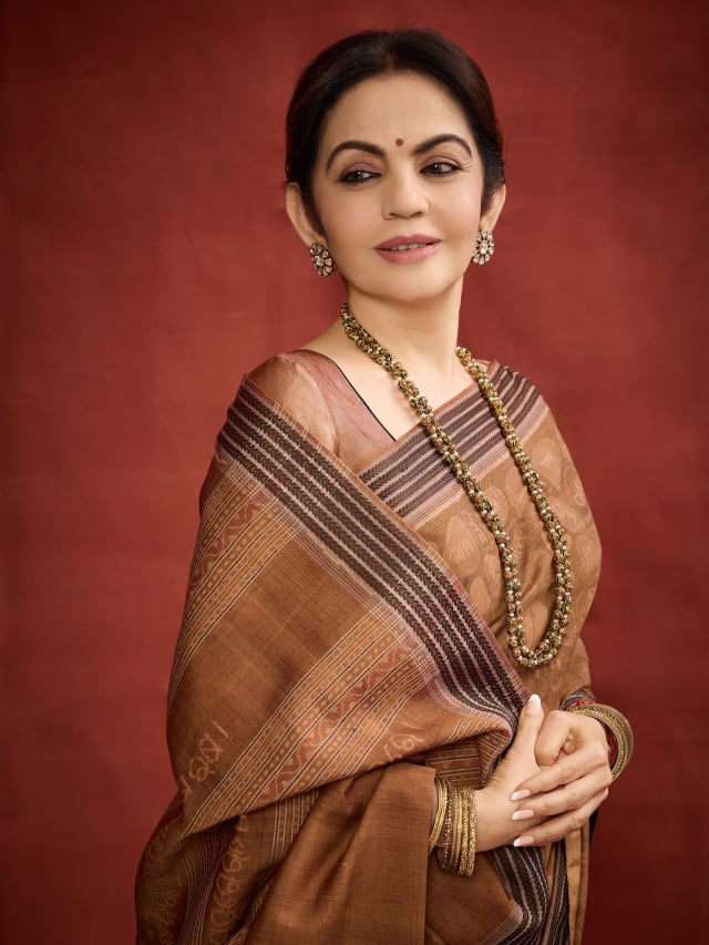 Nita Ambani’s Homage to Odisha’s Bandha Ikat Craft