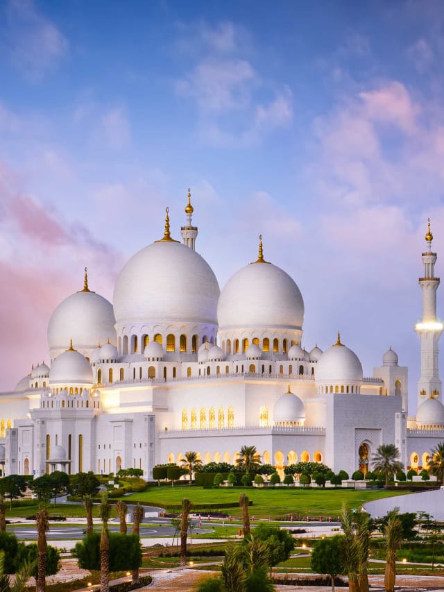 10 Most Beautiful Mosques In The World